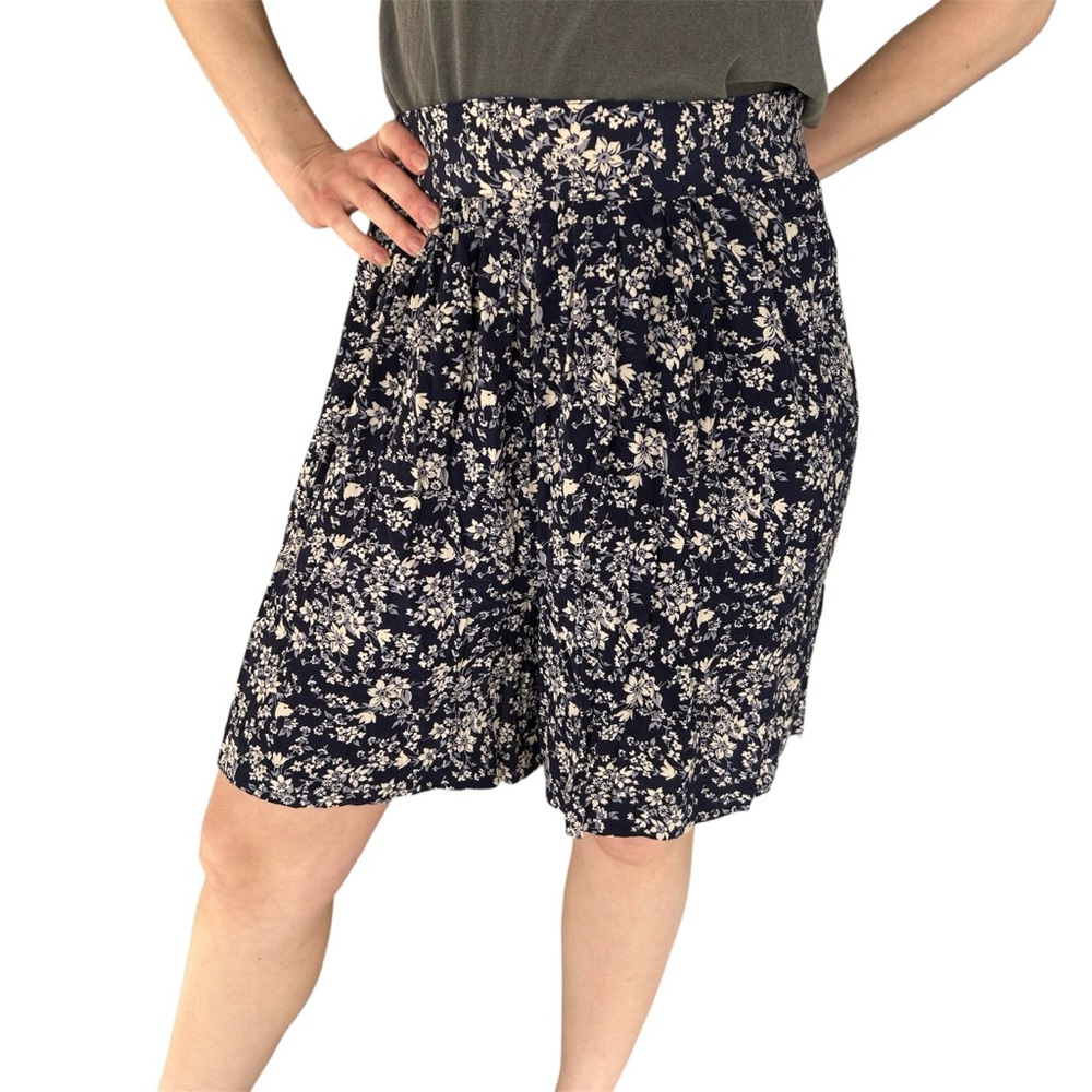 Vintage '90s Floral Shorts High Waist Flowy Cottagecore Travel